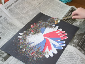 hand print 4th of july craft