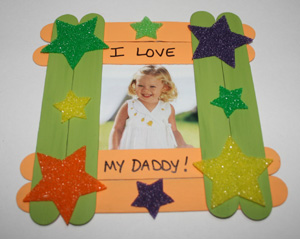 Craft Ideas Picture Frames on Crafts For Kids   Father S Day Popsicle Stick Picture Frame Craft