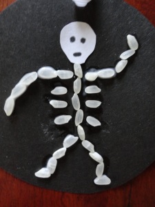 kids skeleton craft