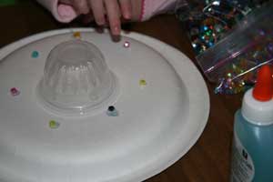 paper plate spaceship craft